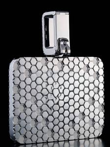 Colgante Personalizado Estilo Hiphop con Incrustaciones de Diamantes Moissanita, Plata 925 con Acabado en Oro Blanco de 14K, con Logotipo y Número, para Regalo - Product Image 3