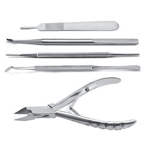 Solución Completa para el Cuidado de las Uñas, Juego de Instrumentos de Manicura y Pedicura de Acero Inoxidable Duradero para Uso Profesional - Product Image 1