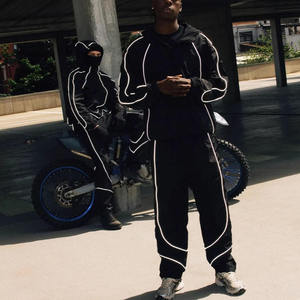 Conjunto Deportivo Reflectante Negro para Hombre, con Capucha, Manga Larga, Pantalones Deportivos de Dos Piezas con Bolsillos Laterales, Ropa de Otoño - Product Image 1