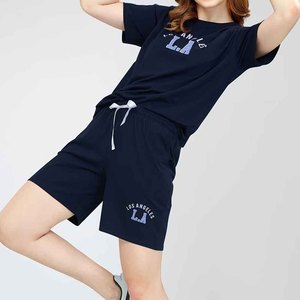 ชุดเซ็ตเสื้อยืดแขนสั้นคอกลมและกางเกงขาสั้นผ้าฝ้าย 2 ชิ้นสำหรับผู้หญิง ทรงหลวม สีพื้น สไตล์ลำลอง ใส่ได้ทั้งฤดูใบไม้ผลิและฤดูร้อน ปี 2026 ราคาโรงงาน OEM - Product Image 2