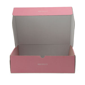 Caja de Envío Personalizada de Papel Kraft Rosa de Boxit.pk para Maquillaje, Cosméticos, Pelucas, Suscripciones y Embalaje de Regalos con Logotipo - Product Image 3