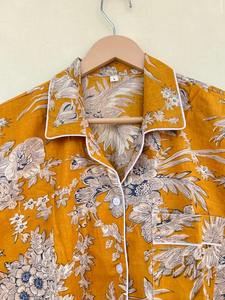 Ensemble de pyjama pour femme fait main, imprimé floral, short confortable, vêtements de détente - Product Image 2