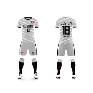 Venta al por Mayor de Camisetas de Fútbol 2025 7V7 de Manga Corta, Transpirables, Ligeras, de Malla, con Impresión de Logotipo Personalizado, de Alta Calidad y Personalizables - Product Image 4