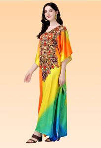 Robe maxi kaftan à imprimé animal pour femmes - Vêtements de plage et de resort élégants pour femmes - Product Image 3