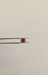 Rubis birman naturel non chauffé de 1,06 carat, taille ovale, qualité supérieure, rouge profond, bijoux fins de qualité supérieure, pierres précieuses en vrac pour la fabrication de bijoux - Product Image 2