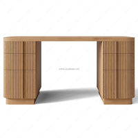 Bureau d'ordinateur moderne FERLY en bois massif avec grain de bois naturel vertical, durable et raffiné, idéal pour le lieu de travail