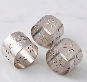 <b>Silver</b> Hammered Stainless Steel <b>Napkin</b> Ring Flower Cutout <b>Napkin</b> Holder For Table Decor And Wedding Use - Product Image 2