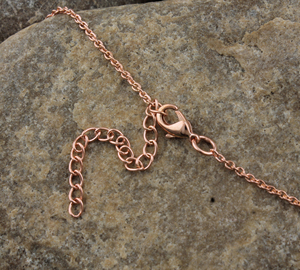 Collier pendentif papillon plaqué or rose 18 carats de luxe pour femmes, bijoux animaliers en zircone cubique AAA, vente en gros pour femmes - Product Image 4