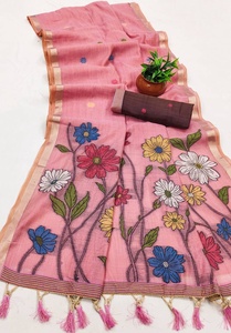 Sari de Algodón Rosa con Tejido Floral, Prenda Tradicional para Mujer, Estilo India-Pakistán, Corte Casual Regular - Product Image 2