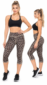 Leggings de Yoga 3/4 con Estampado de Leopardo para Mujer, Leggings de Yoga hasta la Pantorrilla con Costuras en Contraste, Pantalones Capri de Secado Rápido para Gimnasio - Product Image 4