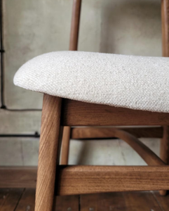 Chaises de salle à manger de style américain, chaises en bois, meubles de salon avec assise en bois massif et coussin pour le dossier, chaises de salon pour usage domestique - Product Image 5