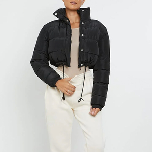 Fabricante de Ropa al por Mayor, Chaqueta Corta Acolchada para Mujer, Diseño con Capucha, Chaqueta Corta Acolchada para Mujer, Suministro al por Mayor - Product Image 4