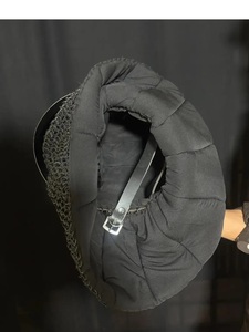 Casco de malla de acero hecho a mano con diseño de cara de cerdo, armadura medieval de caballero con adornos de latón. - Product Image 5