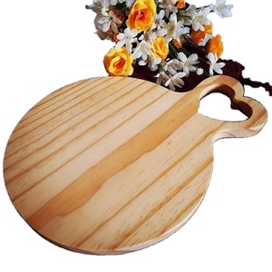 Planche à découper en bois massif de qualité professionnelle avec poignée et rainure pour le jus, pour la découpe de viande, de poisson et de légumes - Product Image 3
