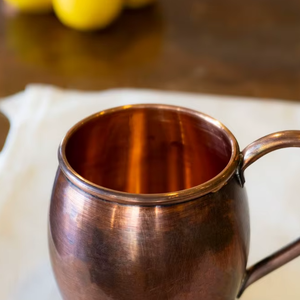 Mug à Moscow Mule individuel, design moderne, écologique, en acier martelé plaqué cuivre avec poignée, 500 ml/16 oz, pour la maison et le bureau - Product Image 6