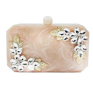 Elegante Bolso de Mano de Resina Estilo Hada Ángel, Diseño Indio Artesanal Único, Bolso Rectangular de Noche, Uttar Pradesh FAIZA CRAFT - Product Image 6