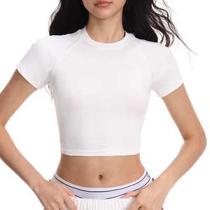 Regular Fit Summer Breathable Women's <b>Crop</b> <b>Top</b> T-Shirts Cotton OEM ODM Customizable Street Style - Product Image 4
