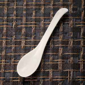 Cuillère en céramique minimaliste rétro japonaise, cuillère à riz en poterie rustique dégradée, cuillère à ramen haute température par UO - Product Image 6