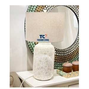 โคมไฟแม่ลูกมุกตั้งโต๊ะแบบเวียดนามงานฝีมือมีสไตล์ส่งเร็วข้อเสนอที่สม่ำเสมอผู้ผลิตที่เชื่อถือได้ - Product Image 1