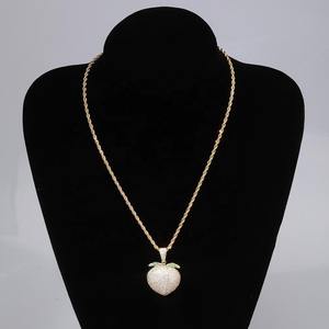 สร้อยคอจี้รูปผลไม้พีชน่ารักประดับเพชรเต็มชิ้นชุบทองคำ ดีไซน์ใหม่สไตล์ฮิปฮอปสำหรับผู้ชายและผู้หญิง - Product Image 3