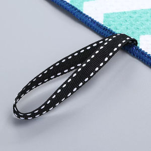 Toalla de Playa a Rayas de Algodón de Alta Calidad, Fácil de Lavar, Resistente a las Manchas y Duradera para Uso Diario - Product Image 5