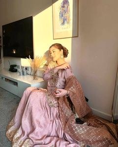 Conjunto Kurti Sharara de Diseñador para Mujer, Última Colección de Ropa Étnica, Cómodo, Elegante y Perfecto para Bodas y Fiestas - Product Image 3