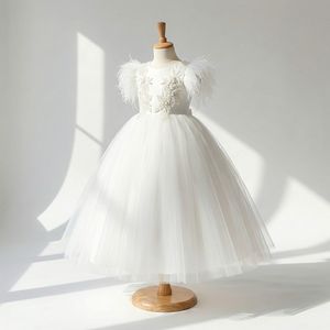 Robe de mariée de luxe en plumes pour fille, robe de princesse de haute qualité pour fête, robes à fleurs pour enfants pour anniversaire et concours de beauté - Product Image 3