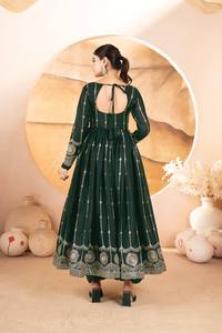 Ensemble Anarkali en soie vert émeraude avec dupatta, longueur ras du sol, tenue traditionnelle indienne et pakistanaise pour mariage, coupe ample pour femme - Product Image 5