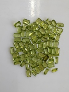 Péridot vert naturel 6x4MM, taille octogonale, meilleure qualité, pierre précieuse en vrac pour la fabrication de bijoux - Product Image 5