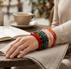 CE Certification Environmental Women Resin Acrylic <b>Bangle</b> Durable and Lightweight Trendy for Comfortable Wear - Product Image 1