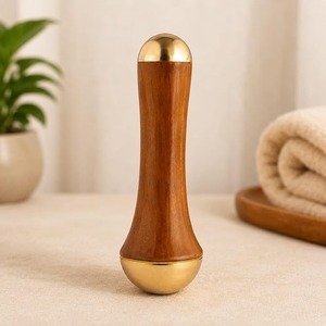 Varita de masaje Kansa de madera, diseño moderno, hecha a mano, decoración para el hogar, para el cuidado facial y corporal, herramienta relajante para la sala de estar al mejor precio. - Product Image 1