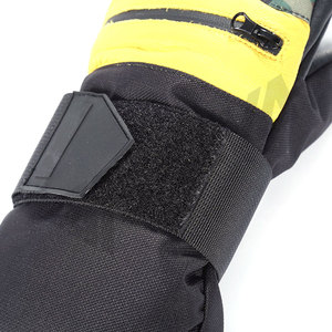 High-Performance Waterproof Winter Ski <b>Mittens</b> <b>Gloves</b> Insulated Thermal <b>Gloves</b> with Anti-Slip Grip for Snowboarding and Skiing - Product Image 4