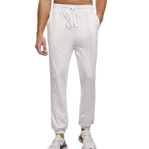 Pantalons de jogging respirants pour hommes, avec tissu fluide et respirant, coupe confortable, parfaits pour les entraînements et les tenues décontractées, en solde. - Product Image 5
