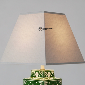 Lampe élégante en os vert incrusté, lampe de table florale faite à la main pour la décoration moderne de la maison - Product Image 4