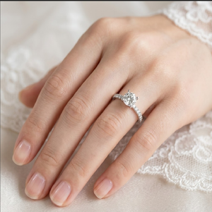 Prix d'usine, design fabuleux, haute qualité, bague solitaire de mariage en or blanc 18 carats avec diamant véritable taille brillant et sertissage à griffes pour - Product Image 4