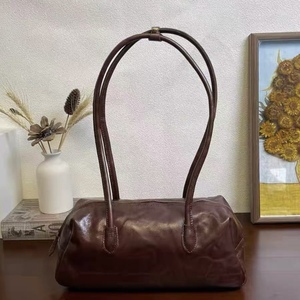 Sac à bandoulière vintage en cuir pleine fleur avec fermeture éclair, grande capacité, fourre-tout rétro pour trajets quotidiens, unisexe, en cuir véritable, imperméable - Product Image 2