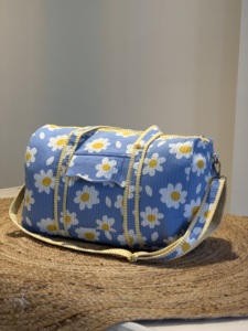Bolsa de Viaje Deportiva Acolchada de Algodón con Estampado de Logotipo Personalizado, Gran Capacidad, para Fin de Semana - Product Image 1