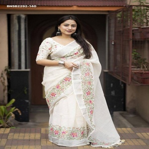 Nouvel arrivage : Saree-Blouse en lin doux avec broderie florale, bordure tissée en Zari argenté et pampilles, fournisseur indien - Product Image 1