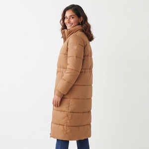 Manteau long matelassé réversible imperméable et coupe-vent en polyester avec fermeture éclair pour femme, chaud pour l'hiver, à capuche et manches longues - Product Image 3