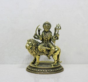 Statue de Durga en laiton moulée à la cire, faite à la main, sur cheval, déesse hindoue, idole décorative - Product Image 1