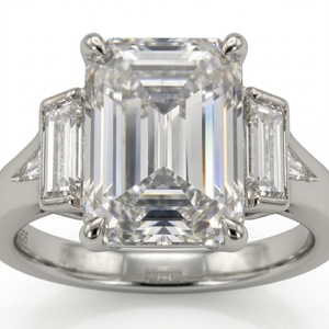 แหวนเพชรพลอยสีเขียวมรกตคุณภาพสูงเพาะเลี้ยงในห้องปฏิบัติการสำหรับผู้หญิง ได้รับการรับรองจาก IGI เครื่องประดับหรูหราเหนือกาลเวลา ระยิบระยับ เหมาะสำหรับงานแต่งงานและงานเลี้ยง - Product Image 4