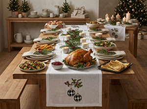 Chemin de table vintage blanc brodé, motif houx, en lin, avec ourlet festonné, pour mariage, restaurant, décorations de Noël, décoration intérieure, lavable - Product Image 2