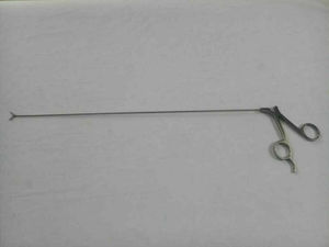 Instrumentos Quirúrgicos Laparoscópicos Aprobados por la CE, Pinzas de Mandíbula de Cocodrilo de Acero Inoxidable, Accionamiento Manual, Reutilizables, de Mahfooz Instruments - Product Image 2