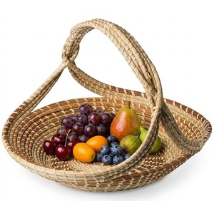 Cesto de regalo de mimbre de decoración hecha a mano, cesta rústica para decoración del hogar, hermosa cesta de regalo de bambú tejida para frutas y verduras - Product Image 5