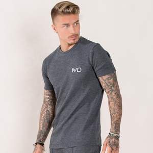 เสื้อยืดออกกำลังกายผู้ชาย แขนสั้น คอเต่า ผ้าฝ้าย/โพลีเอสเตอร์ ระบายอากาศได้ดี ปรับแต่งได้ เหมาะสำหรับฟิตเนสและกีฬา - Product Image 1