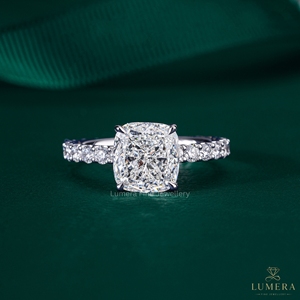 <b>Round</b> Cut Diamond Engagement Ring F Color VS1 Clarity <b>Cushion</b> Cut Accent Stones Luxury Solitaire Wedding Band Fine Jewelry Gift - Product Image 1