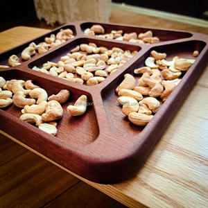 Plateau de service en bois artisanal pour fruits secs, pour la maison et l'hôtellerie - Product Image 3
