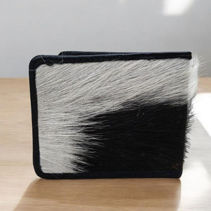 Portefeuille en cuir de vachette durable pour homme, portefeuille en cuir à poils, portefeuille fin fait main, portefeuille bifold de qualité supérieure - Product Image 1