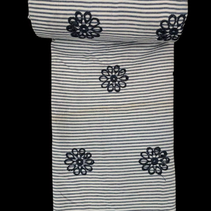 Tissu en coton brodé rayé bleu marine et blanc de qualité supérieure en promotion |   Tissu en coton à motif floral pour robes, hauts et décoration intérieure - Product Image 1