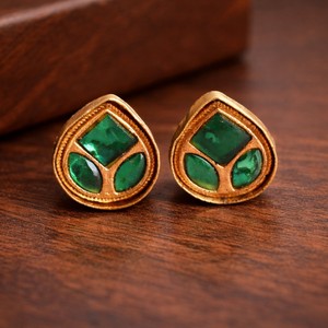 Pachi Kundan 18K Gold Plated Flower Ethnic Push Back Small <b>Stud</b> Earrings Handmade Jewelry Gift for Women - Product Image 1